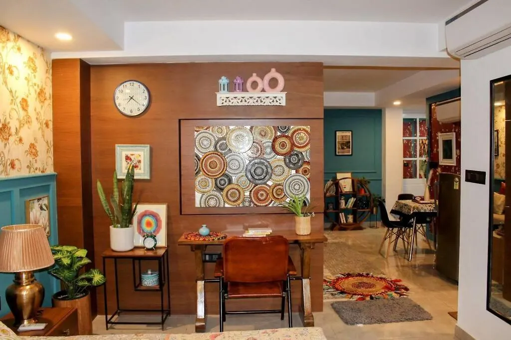 Apartament Troy - Cozy Studio Haven, Free Parking And Wi-Fi Gurgaon Indie