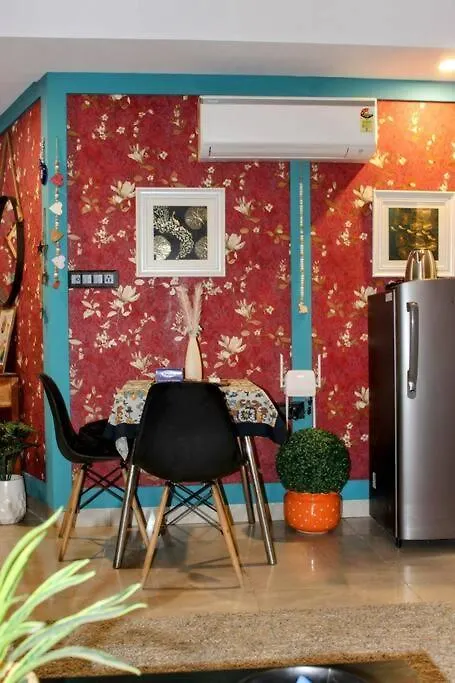 Troy - Cozy Studio Haven, Free Parking And Wi-Fi Gurgaon Apartament