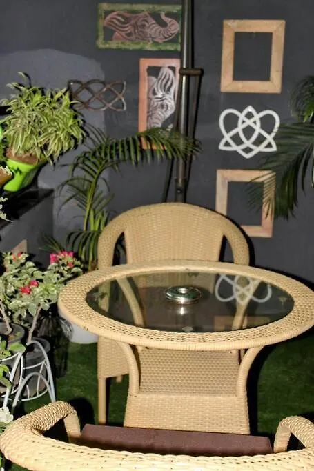 Apartament Troy - Cozy Studio Haven, Free Parking And Wi-Fi Gurgaon