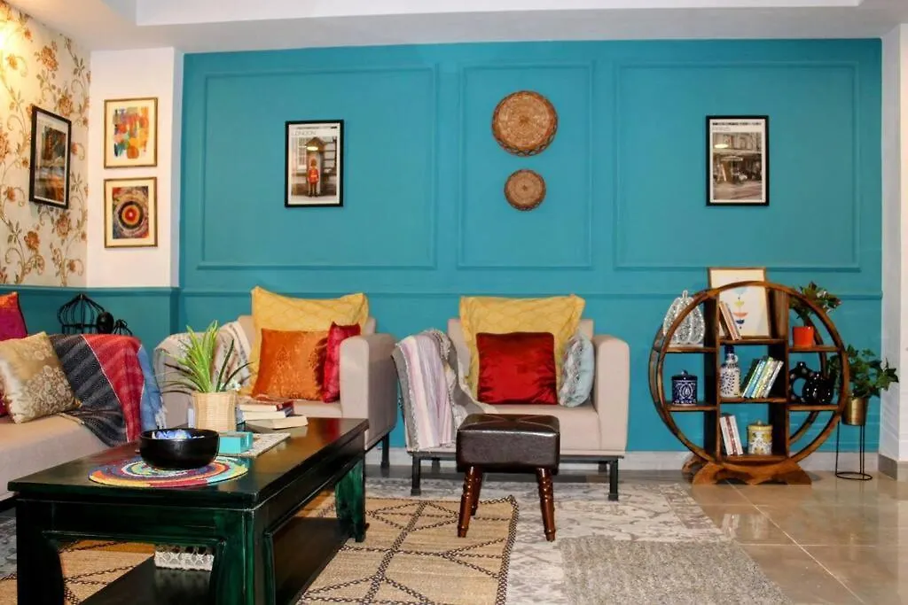 Troy - Cozy Studio Haven, Free Parking And Wi-Fi Gurgaon Indie