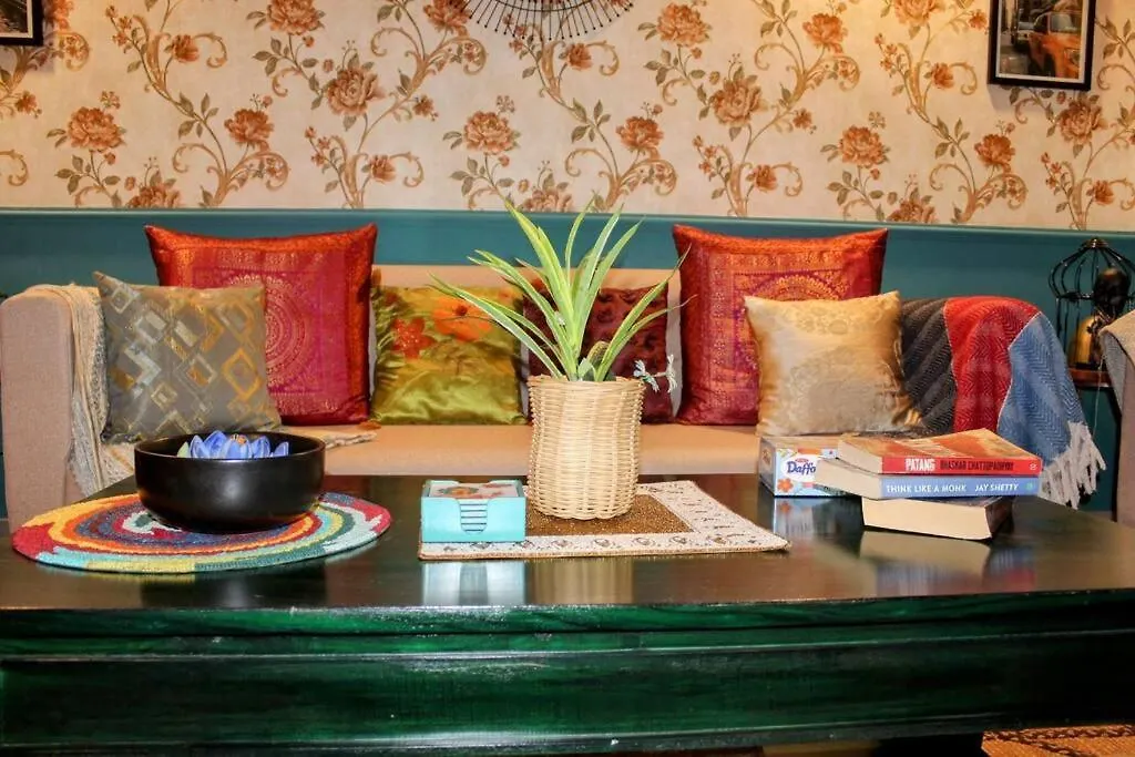 Troy - Cozy Studio Haven, Free Parking And Wi-Fi Gurgaon