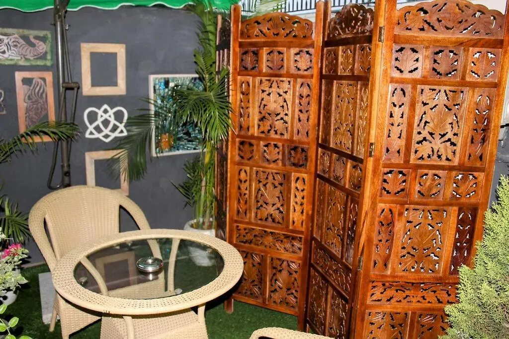 Troy - Cozy Studio Haven, Free Parking And Wi-Fi Gurgaon